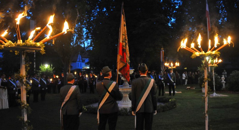 Zapfenstreich 2012 064.JPG